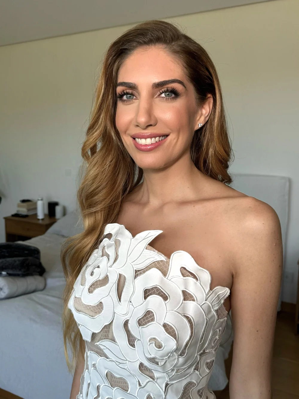 servicio-maquillaje-de-novia-01