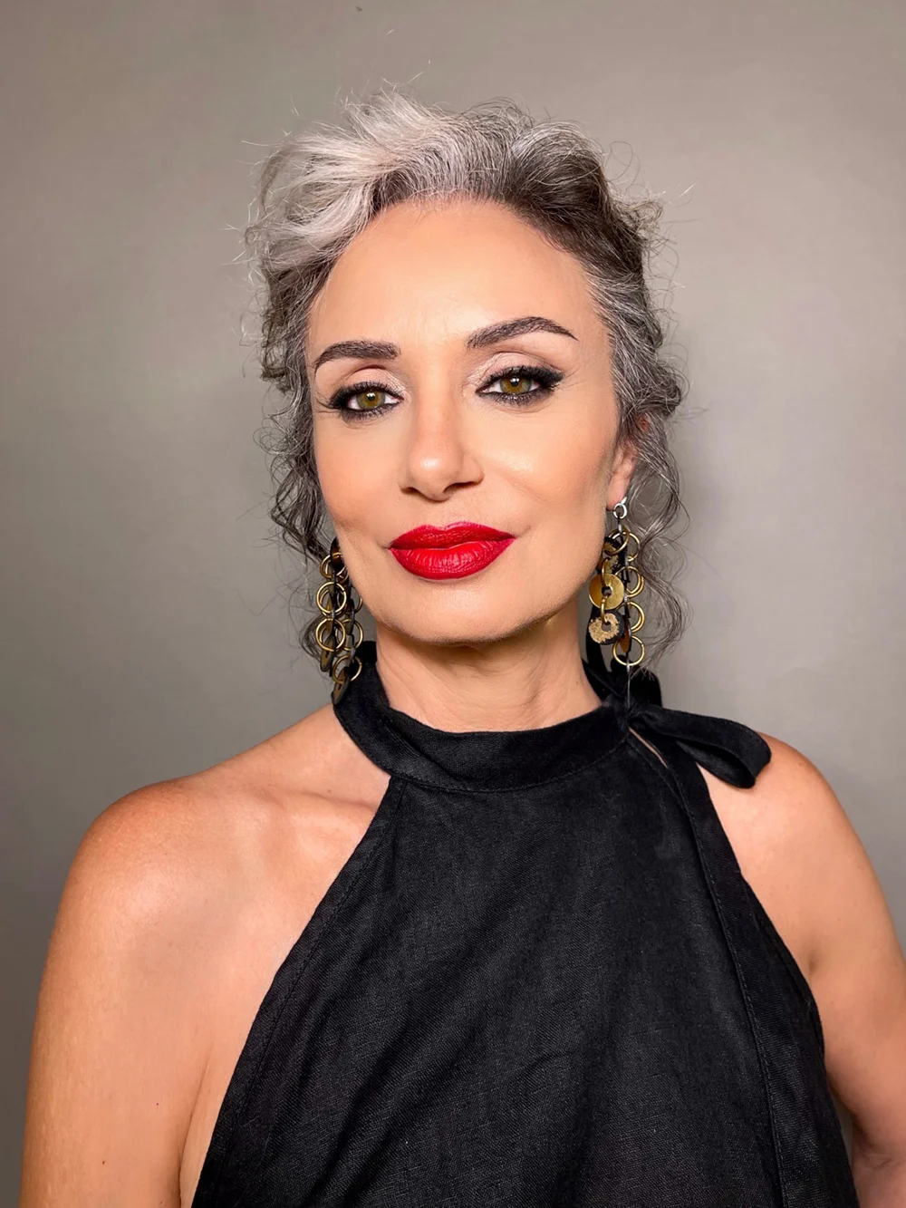 servicio-maquillaje-y-peinado-12