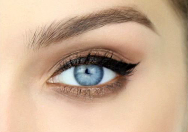 Make-up tip by Bettina Frumboli