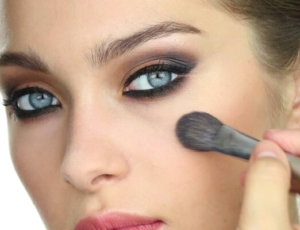 Tutoriales de maquillaje | Revista de Belleza - Beauty File | Bettina  Frumboli