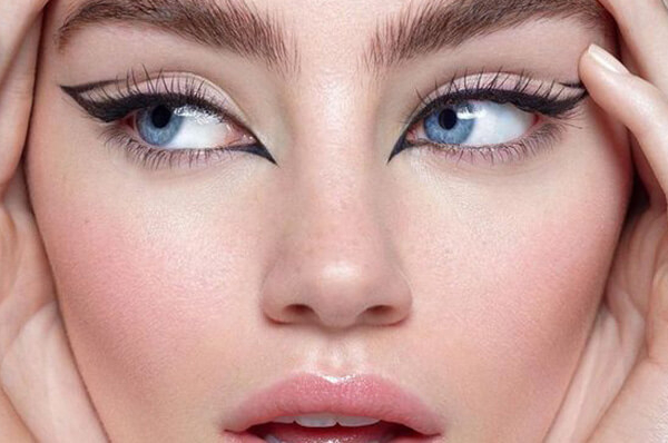Foxy eyes