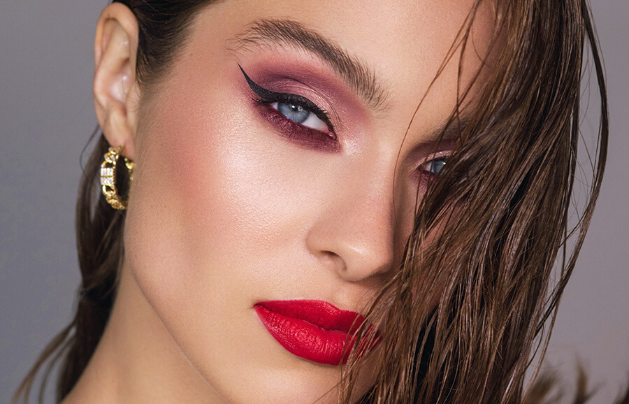 5 formas de usar rubor como makeup artist profesional