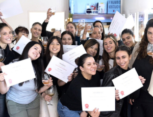 Estudiar la Carrera de Maquillaje Profesional - Alumnas de la Escuela