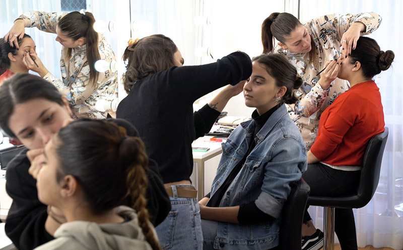 Estudiar la Carrera de Maquillaje Profesional - Alumnas de la Escuela