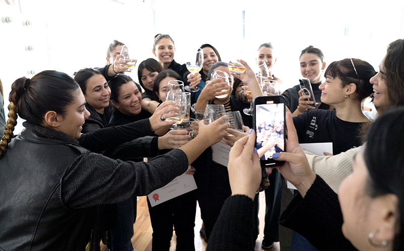 Estudiar la Carrera de Maquillaje Profesional - Alumnas de la Escuela