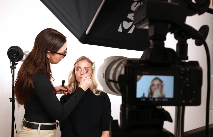 cursos-de-maquillaje-online-04